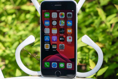 Người dùng iPhone SE 2020 cần thực hiện ngay những điều sau