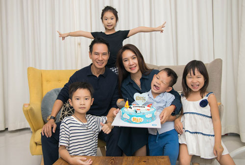 Vợ chồng Lý Hải mừng sinh nhật con út ở Đà Lạt