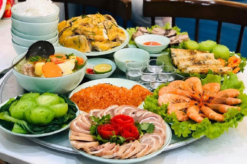 Giỗ bố đẻ, nàng dâu xin về thì bị mẹ chồng làm khó: "Con gái lấy chồng như bát nước hắt đi" và màn xử lý đạt mục đích mà chẳng ai chê được