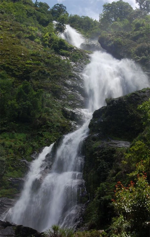 Khám phá những thác nước đẹp nhất Sa Pa - 2