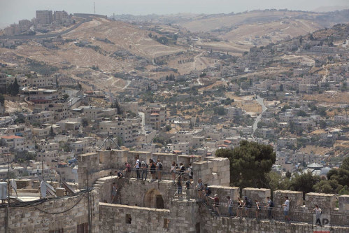 Những tường thành cổ định hình cuộc sống ở đất thánh Jerusalem