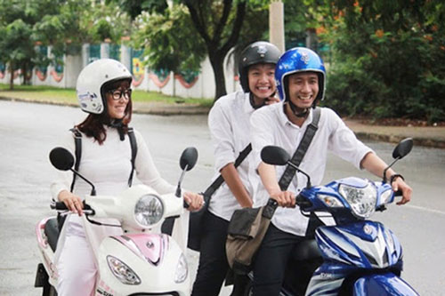 Từ 1/8, sinh viên ngoại tỉnh không được đăng ký xe biển Hà Nội, TP.HCM