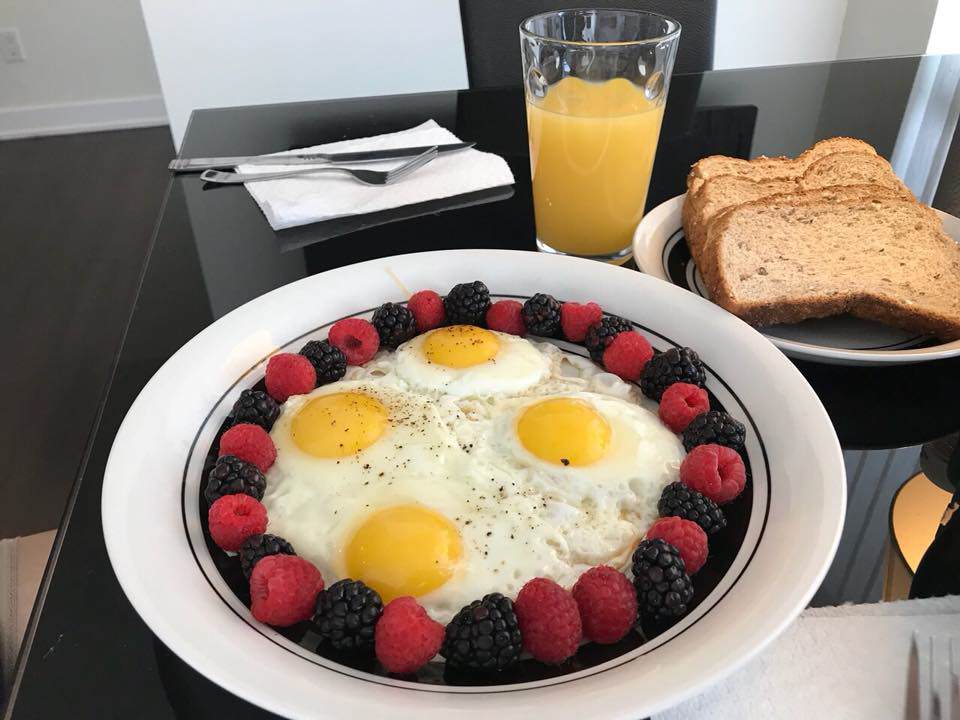 Ở ẩn làm mẹ đơn thân bên Canada, ít ai ngờ Lương Bích Hữu nấu ăn cực siêu