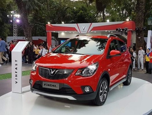 VinFast bán ra 2.170 xe trong tháng 6, VinFast Fadil "vượt mặt" đối thủ Hyundai Grand i10 