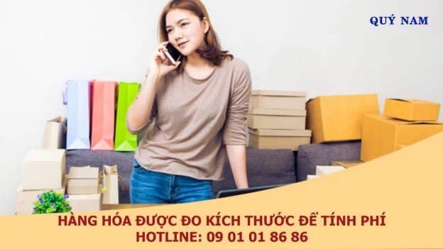 Hàng hóa được đo kích thước để tính phí vận chuyển.