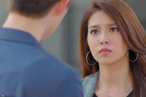 Dỗ con xong quay lại chồng đã gặm hết xương, để phần cơm thừa canh cặn còn ngụy biện "húp nước càng bổ" và lời đáp của vợ khiến anh tím mặt