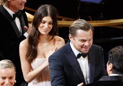 Những mối tình chênh lệch hàng chục tuổi ở Hollywood