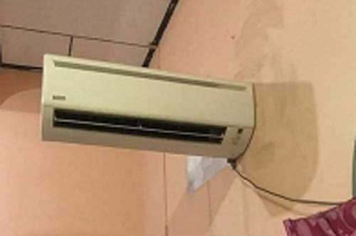 Những kiểu lắp điều hòa lạ đời, tưởng sáng tạo nhưng vừa tốn điện vừa làm máy nhanh hỏng
