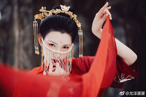 Mỹ nhân thê thảm nhất thời Bắc Tề: Chết bởi một nhát dao, phi tử đầu tiên trong lịch sử Trung Hoa bị Hoàng đế rút xương làm đàn tì bà