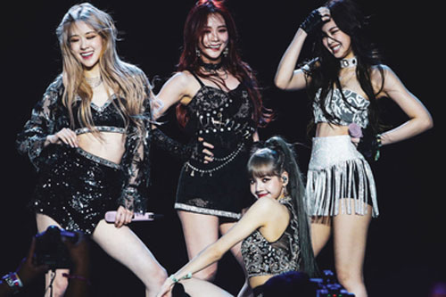 3 nhóm nữ Kpop nổi tiếng đến mức 'ai cũng quen mặt, biết tên'