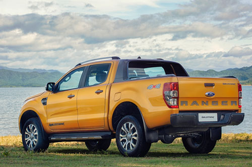 5. Ford Ranger (doanh số: 4.464 chiếc). 5. Ford Ranger (doanh số: 4.464 chiếc).
