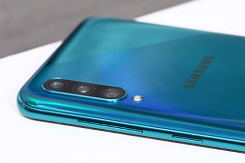 Samsung Galaxy A50s, Oppo A52, Vivo Y50 đồng loạt giảm giá sâu tại VN, xuống mức siêu hấp dẫn