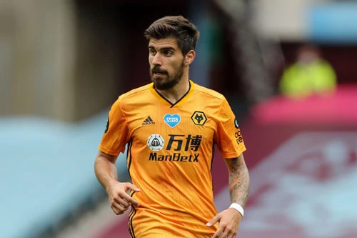 Tiền vệ trung tâm: Ruben Neves (Wolves).