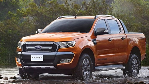 Ford Ranger giá hơn 600 triệu, 'đè' MitsubishI Triton, Mazda BT-50 dẫn đầu phân khúc xe bán tải