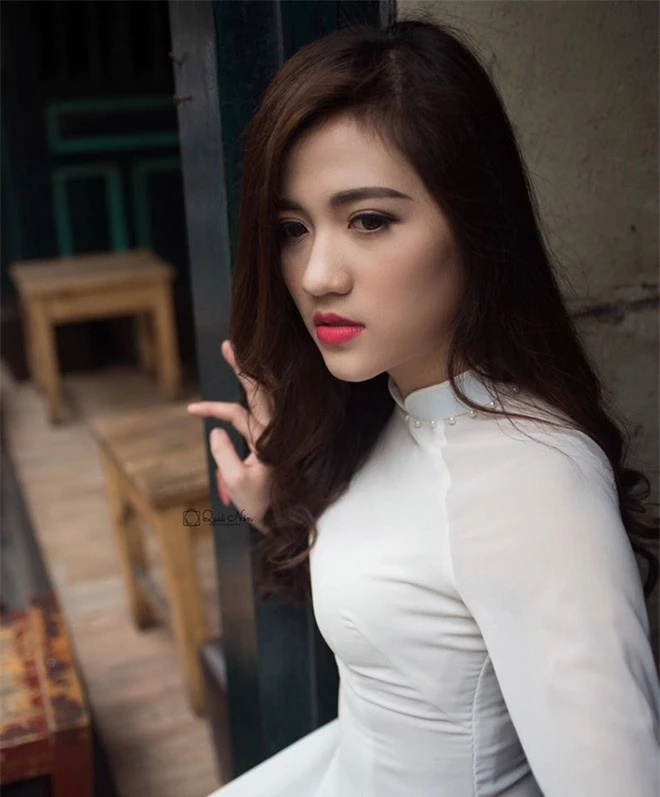 co giao hot girl duoc hoc sinh yeu quy anh 9