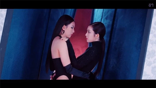 Irene và Seulgi Red Velvet ra mắt MV vừa kinh dị ám ảnh vừa đậm mùi bách hợp - Ảnh 5