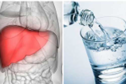 Thói quen uống nước gây hại tim mạch và gan thận của bạn, hối không kịp