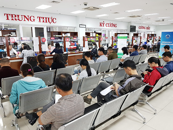 Chủ tịch TP Đà Nẵng: Cắt giảm triệt để thủ tục hành chính không cần thiết trong lĩnh vực sản xuất kinh doanh