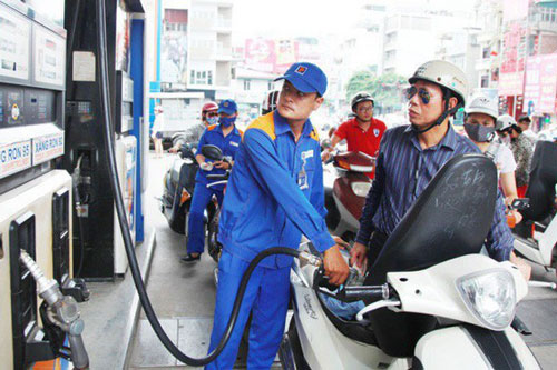Đề xuất mở cửa cho doanh nghiệp ngoại tham gia bán lẻ xăng dầu