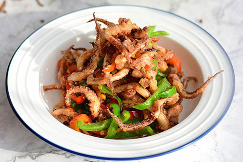 Râu mực chế biến kiểu này, đồ thừa cũng thành món thượng hạng