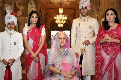 Hoàng tộc ở Ấn Độ với khối tài sản lớn, cuộc sống xa xỉ