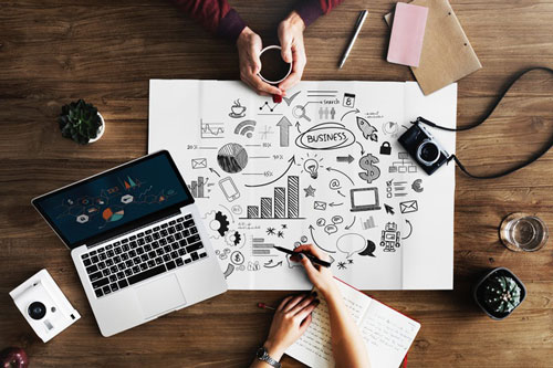 Bắt đầu đi làm cần IQ hay EQ