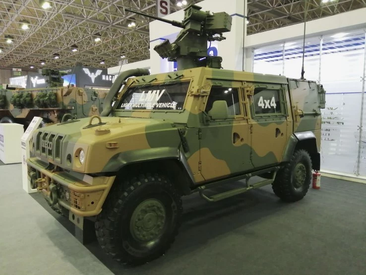 Quân đội Brazil sẽ nhận đợt đầu 32 xe thiết giáp Iveco LMV theo cấu hình đa dụng. Ảnh: Janes Defense.