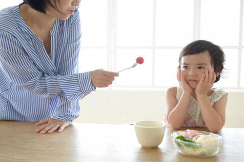 Thực đơn 5 món cho bé 2 tuổi biếng ăn, tăng cân vù vù