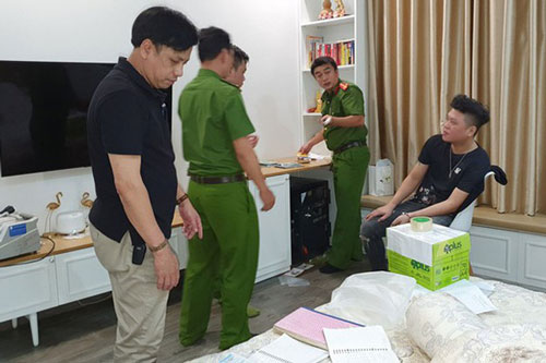 Đà Nẵng: Phá đường dây cá độ bóng đá qua mạng hơn 30 triệu USD