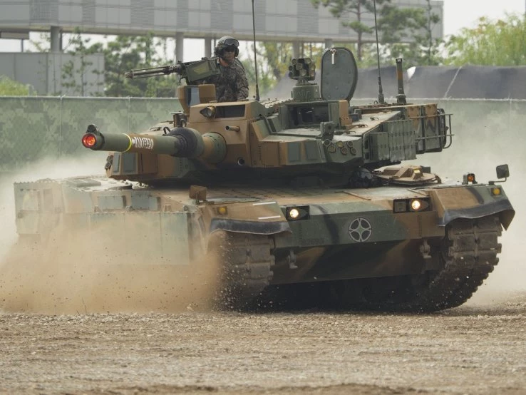 Xe tăng chiến đấu chủ lực K2 Black Panther của Hàn Quốc có rất nhiều thành phần nước ngoài bên trong. Ảnh: Janes Defense.