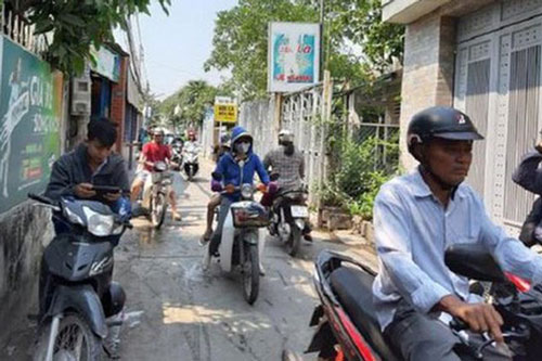 Bị đánh vào đầu bằng ống điếu inox, nam sinh lớp 9 tử vong