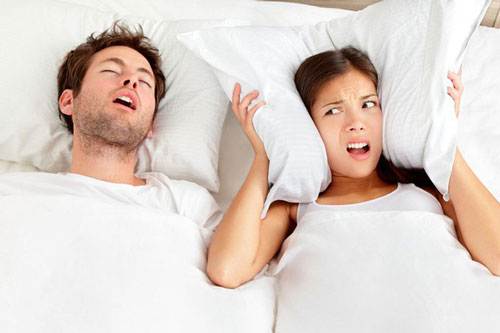 Làm thế nào để đối phó với tiếng ngáy ngủ