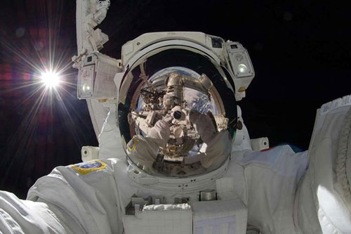 Phơi nhiễm bức xạ vũ trụ không ảnh hưởng đến sức khỏe