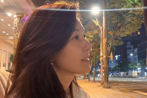 'Người đẹp nói dối' Kim Ha Neul gây ngỡ ngàng với nhan sắc 'nghiêng nước nghiêng thành' ở tuổi U50