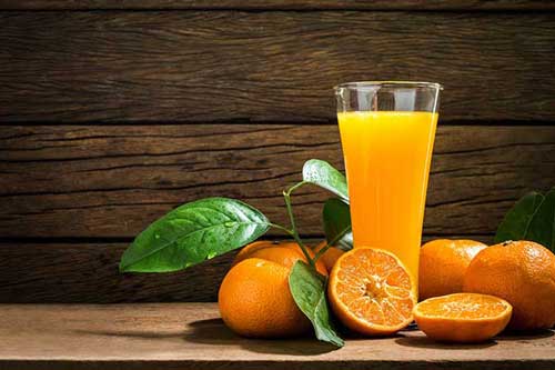 Nước cam rất bổ nhưng đừng dại uống vào 4 thời điểm này