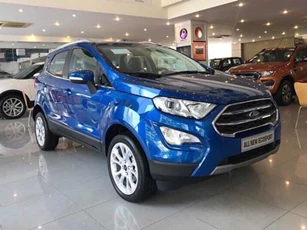 Loạt xe Ford giảm giá mạnh trong tháng 7