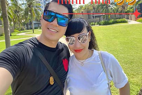 Trương Nam Thành khoe kì nghỉ hè cùng hai con, nhan sắc bà xã doanh nhân gây bất ngờ