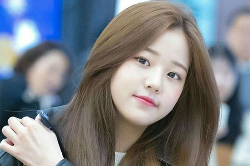 Muôn kiểu màu tóc nâu lạnh vừa hack tuổi lại vừa tôn da cho nàng