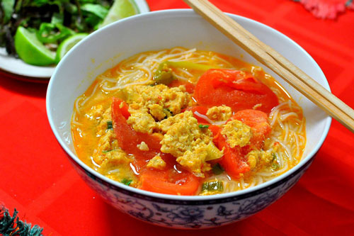 Phổ biến trong mùa hè, nhưng không phải ai cũng biết ăn canh cua đồng đúng cách