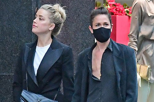 Amber Heard rời tòa cùng người tình đồng giới
