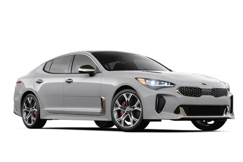 6. Kia Stinger 2020 (giá khởi điểm: 33.090 USD, điểm tổng thể: 8,5/10).