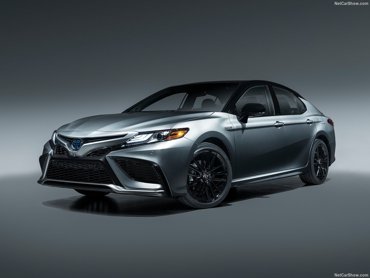Ảnh chi tiết Toyota Camry 2021 vừa trình làng