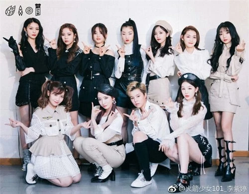 8 idol K-Pop 'vạn người mê' debut từ các chương trình sinh tồn của Trung Quốc - Ảnh 33