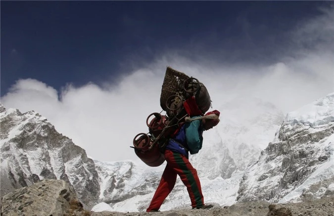 Cuoc song khac nghiet cua bo toc dan duong tren dinh Everest anh 4