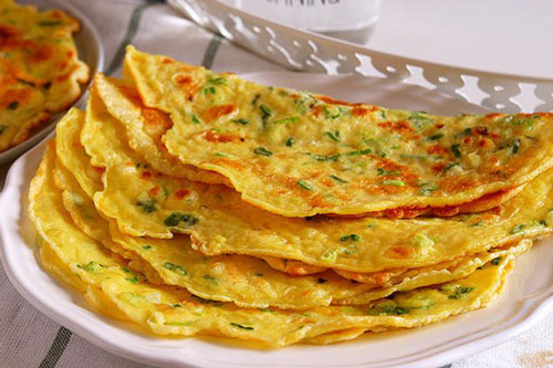 Làm bánh trứng hành kiểu này không lo con thiếu chất, bổ dưỡng hơn uống thuốc nhiều lần