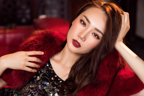 Nhan sắc tuổi 24 của ca sĩ Hoàng Mỹ An