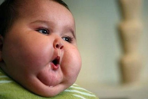 Trẻ được nuôi bằng sữa công thức có nguy cơ cao mắc béo phì