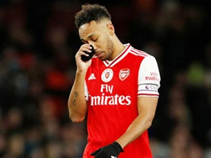 Aubameyang, tiền đạo lớn của những trận đấu nhỏ?