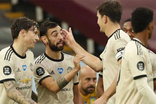 Matic đá hay lên, hay là M.U tốt hơn?