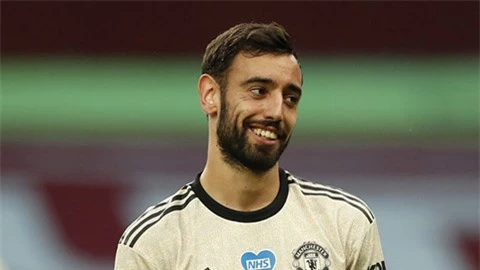 Bruno Fernandes hoàn hảo sẽ là sự kết hợp của Pirlo, Buffon, Ronaldo và... Bas Dost